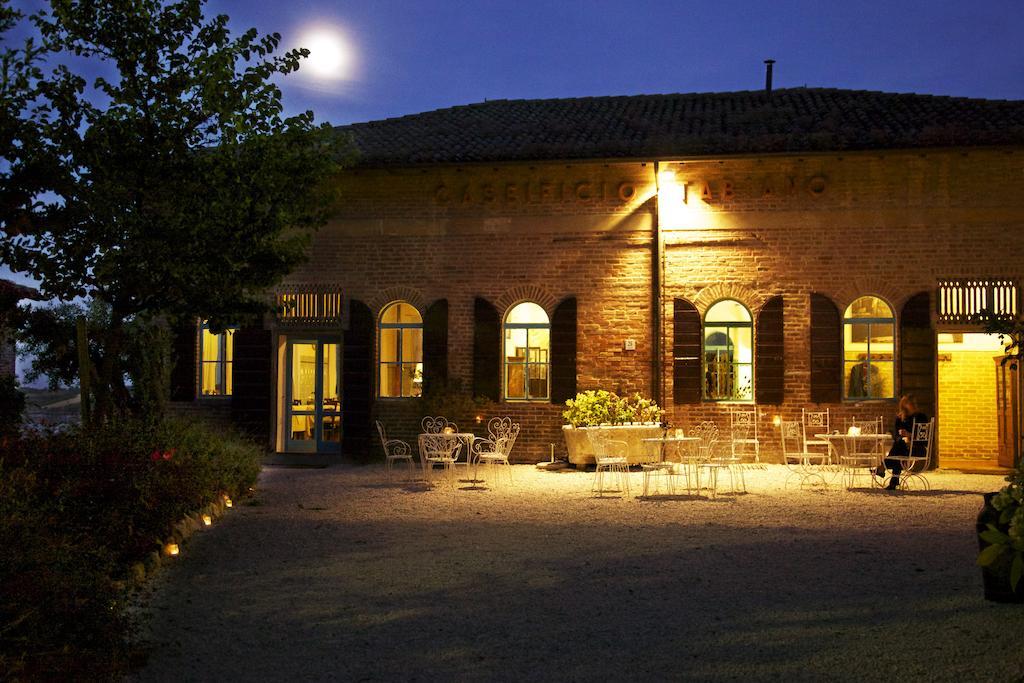 Antico Borgo Di Tabiano Castello - Relais De Charme Hotel Tabiano Terme Екстериор снимка