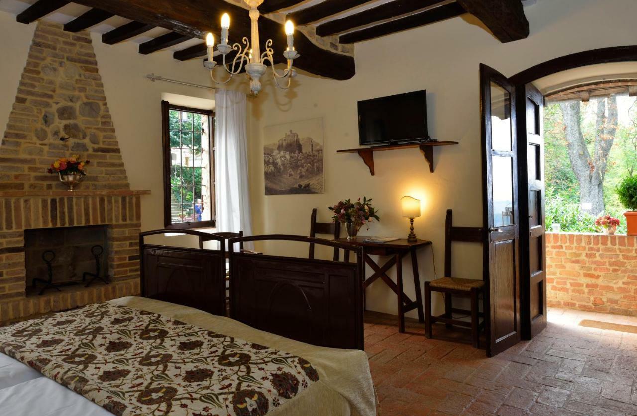 Antico Borgo Di Tabiano Castello - Relais De Charme Hotel Tabiano Terme Екстериор снимка