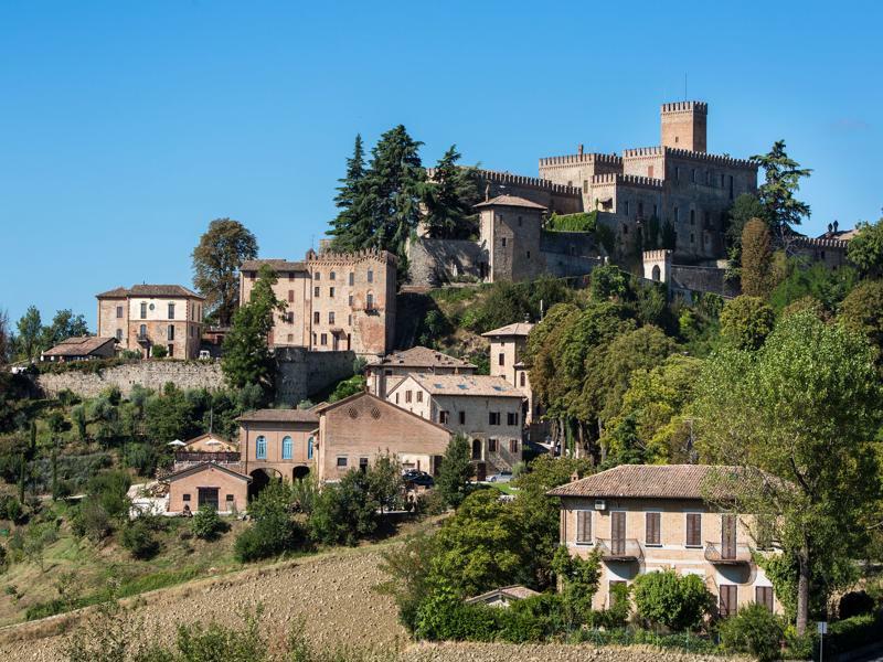 Antico Borgo Di Tabiano Castello - Relais De Charme Hotel Tabiano Terme Екстериор снимка