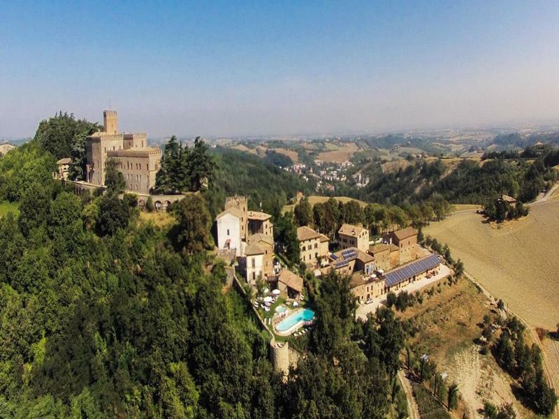 Antico Borgo Di Tabiano Castello - Relais De Charme Hotel Tabiano Terme Екстериор снимка